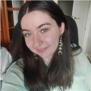 Graduada en Química ofrece clases de repaso de matemáticas, física y química